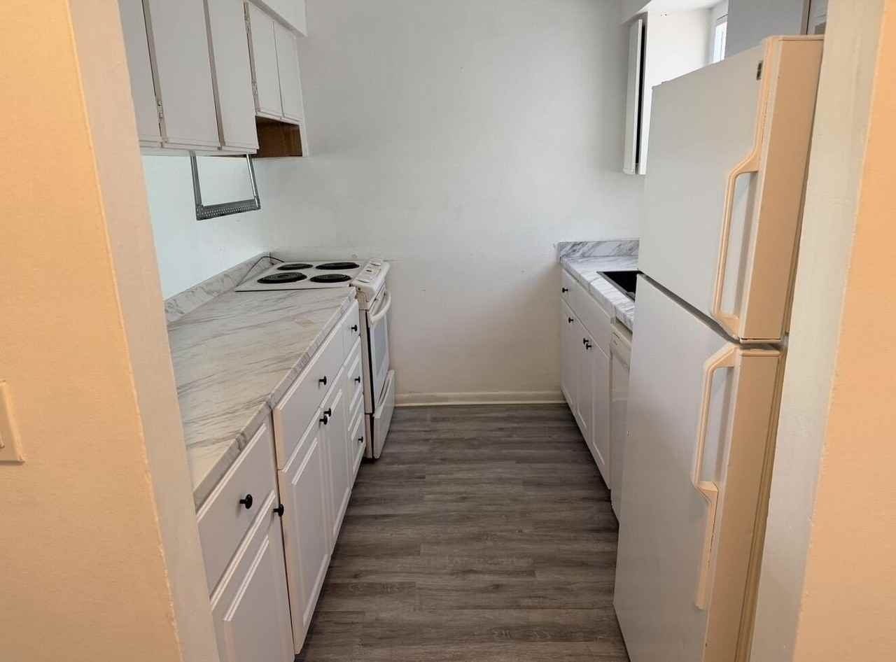 2305 Seaside Dr - Photo 6 of 16