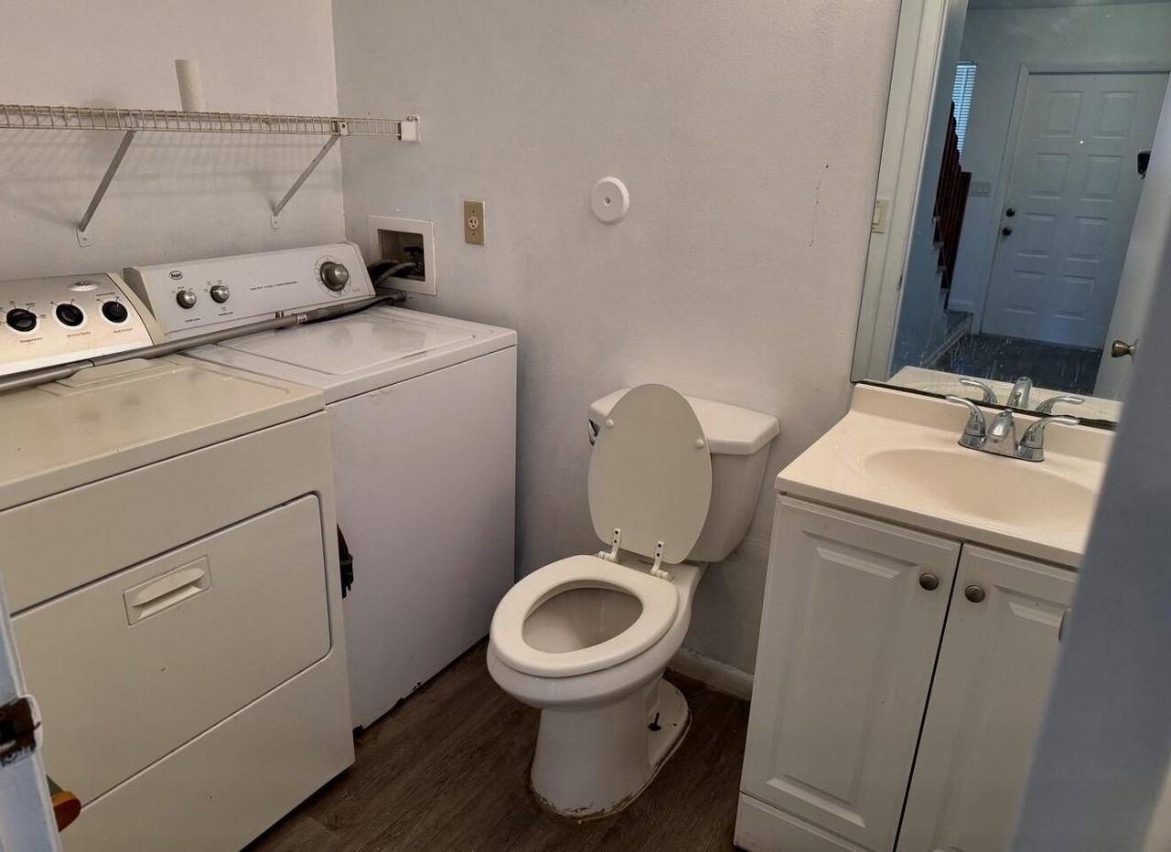 2305 Seaside Dr - Photo 7 of 16