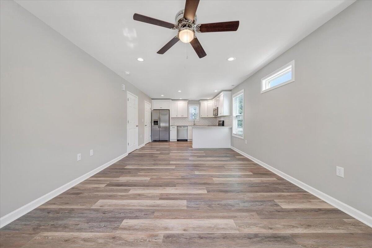 1708 Baldwin Ave Ne #A - Photo 6 of 33