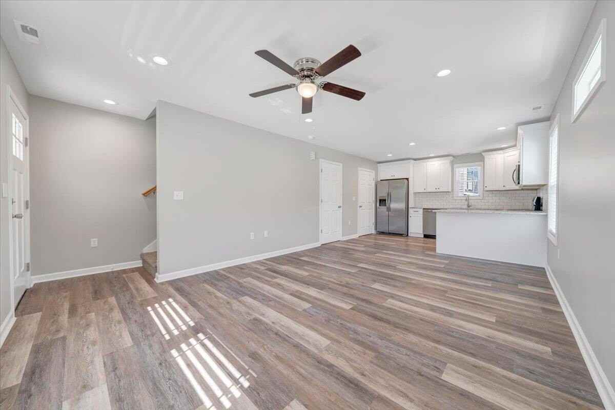 1708 Baldwin Ave Ne #A - Photo 7 of 33