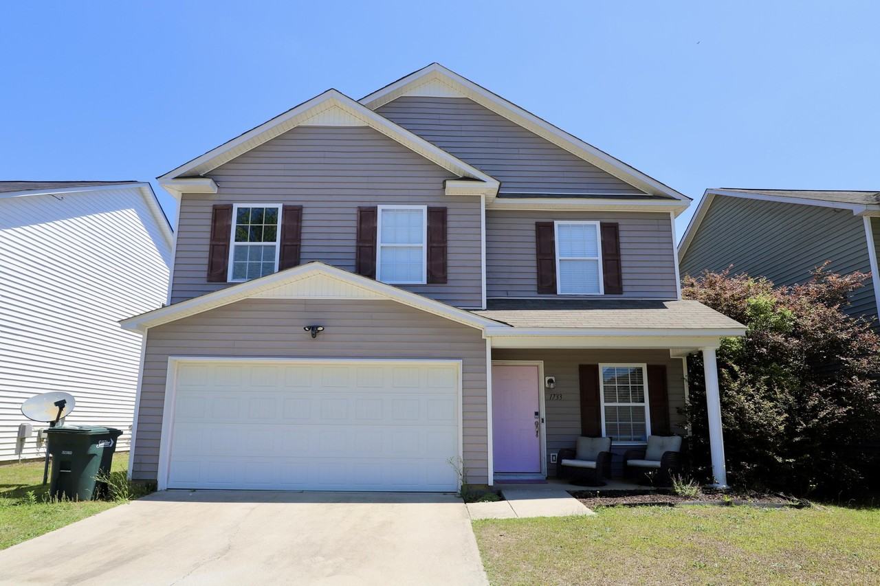 1733 Benelli St - Photo 4 of 50