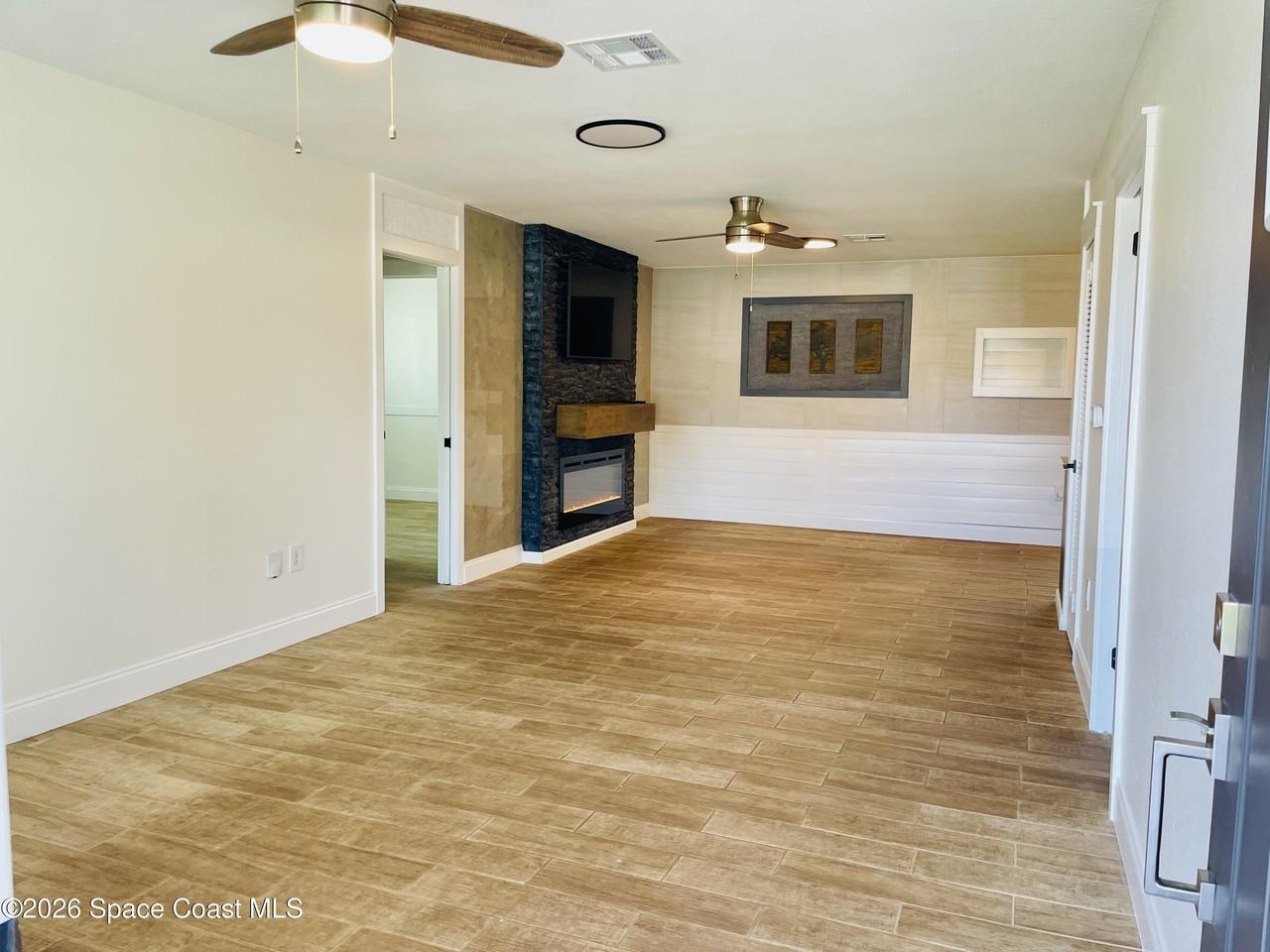 508 Comanche Ave - Photo 7 of 30