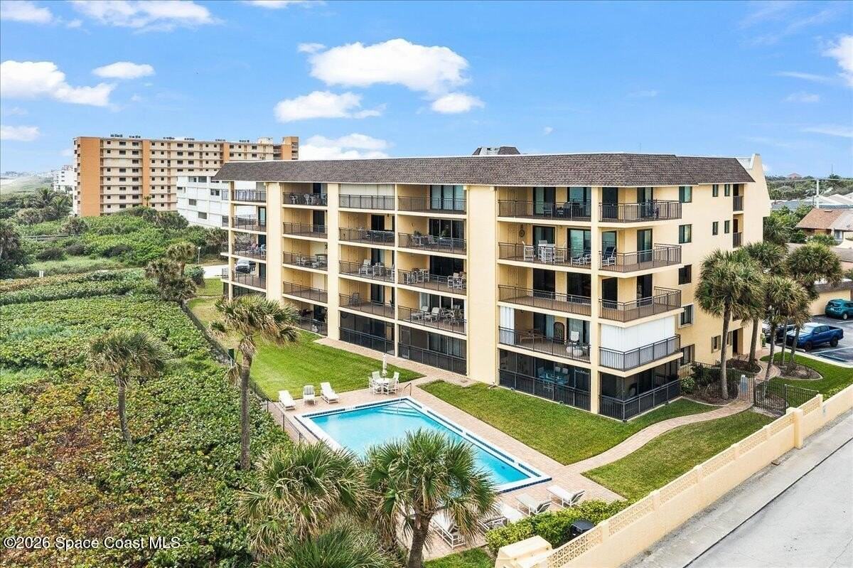 555 Jackson Ave #201