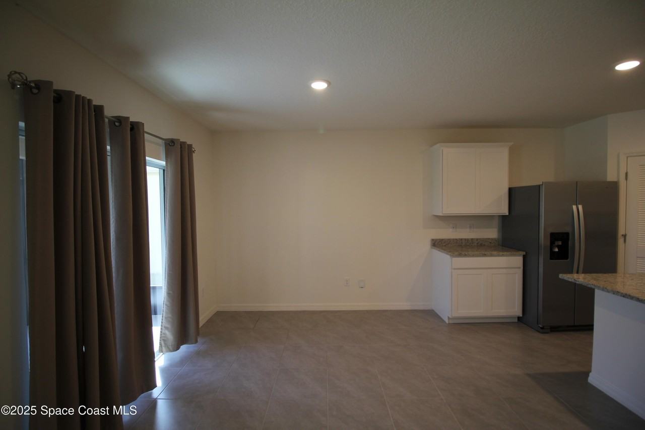 4887 Barr St - Photo 6 of 19