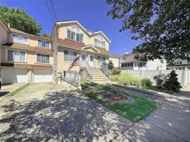 featured image of 1317 Rockland Ave #2