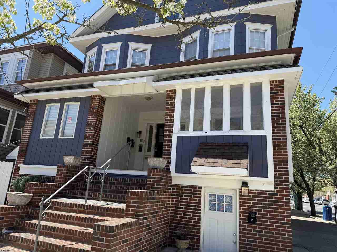 2 S Elberon Ave - Photo 2 of 6