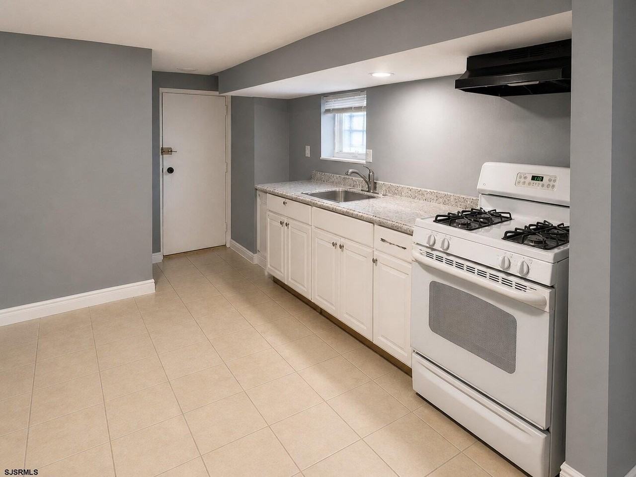 2 S Elberon Ave - Photo 5 of 6