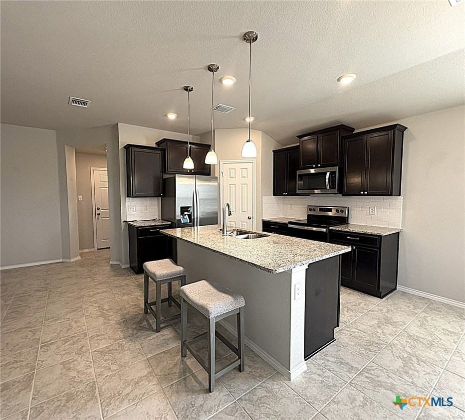 2418 Corradino St - Photo 2 of 21