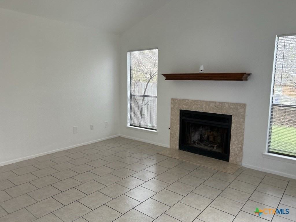 1218 Westway Cir - Photo 4 of 16