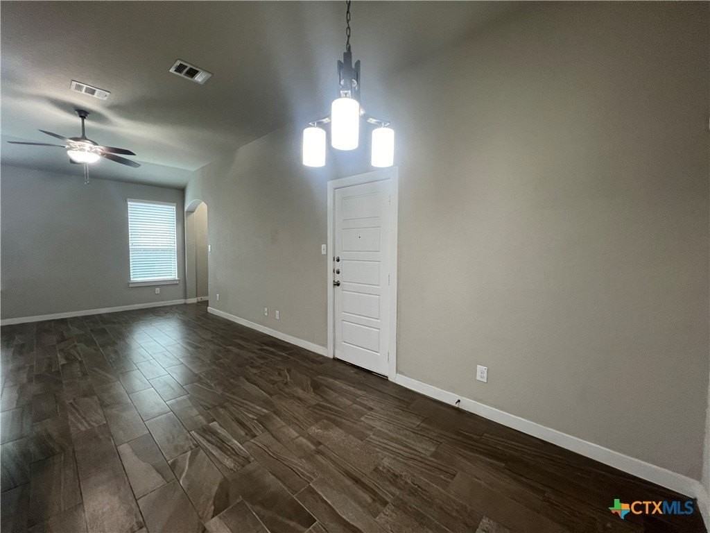 1119 Creekside Orch - Photo 4 of 24