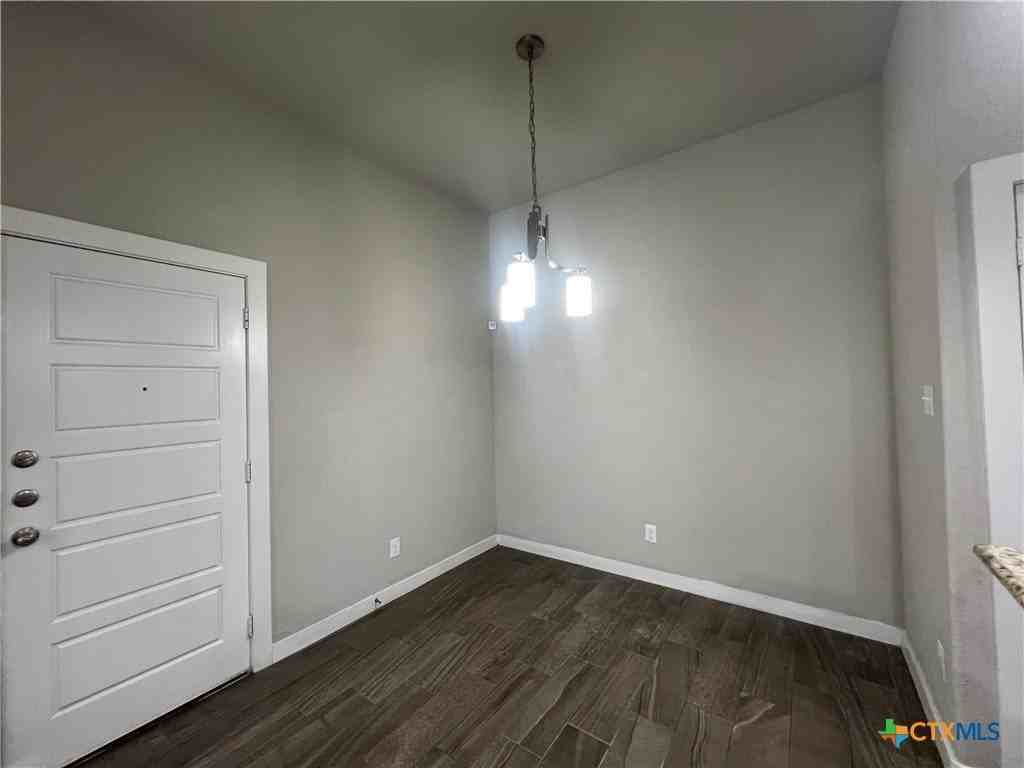 1119 Creekside Orch - Photo 7 of 24