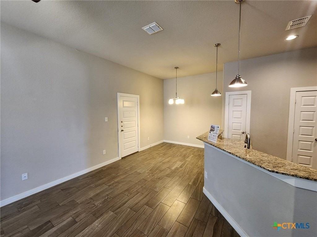 367 Creekside Curv - Photo 6 of 27