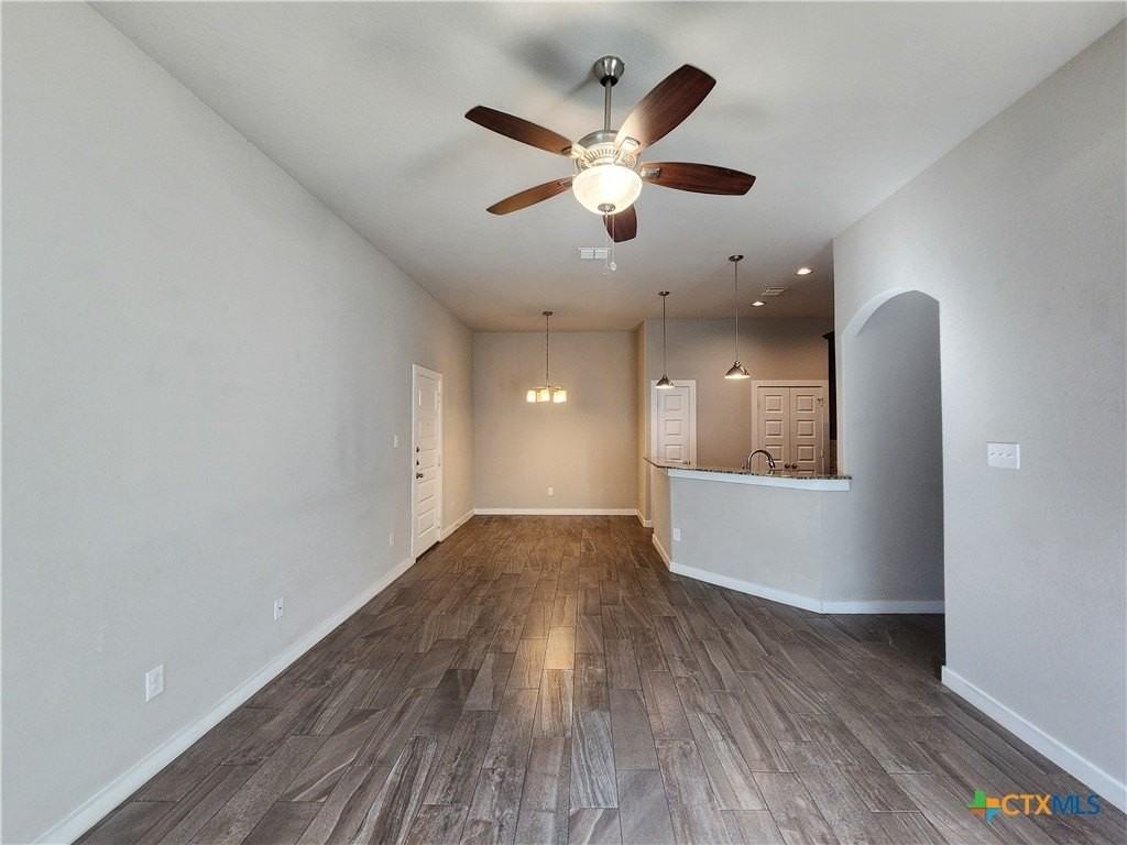 367 Creekside Curv - Photo 7 of 27