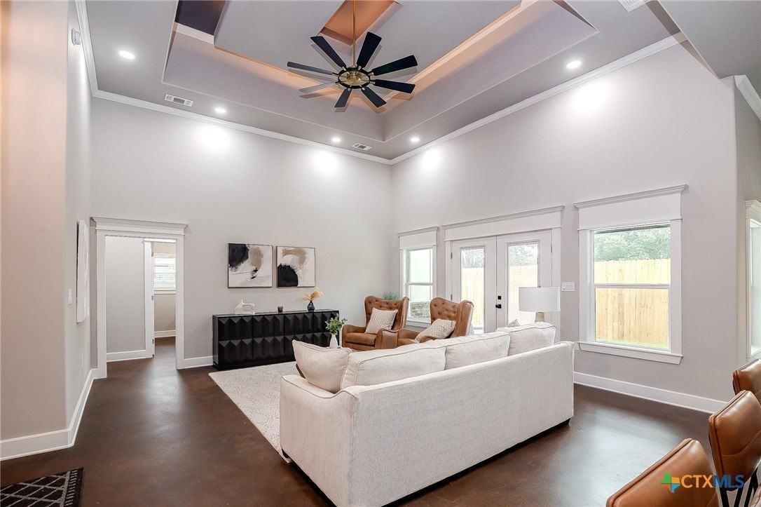 109 Luke Ct - Photo 5 of 7