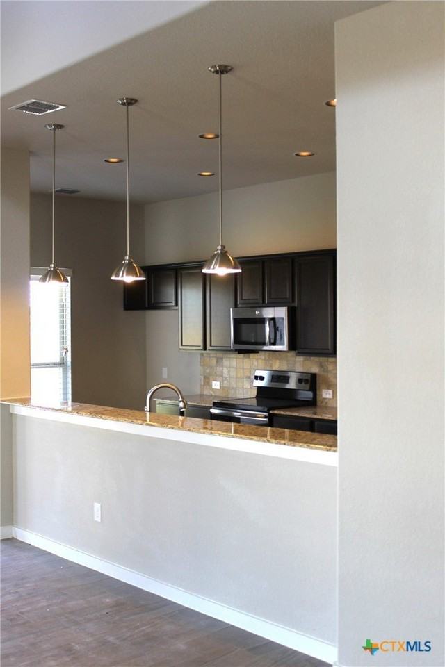 382 Creekside Curv - Photo 3 of 26