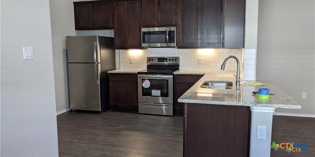 3414 Scott Cir - Photo 4 of 16