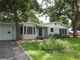 391 Oakcrest Dr - Photo 1 of 1