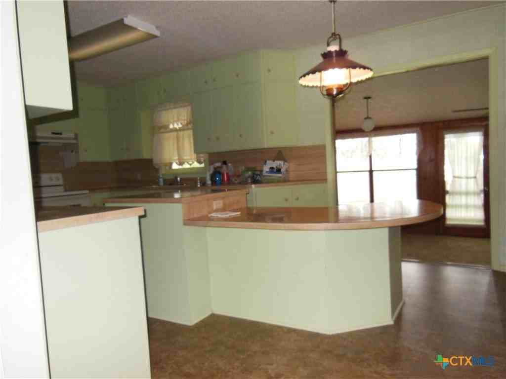 391 Oakcrest Dr - Photo 6 of 28