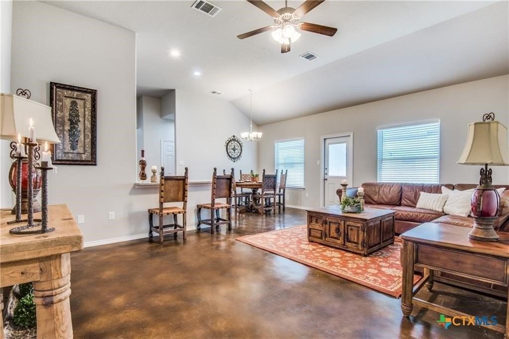 1114 Renee Way - Photo 2 of 16