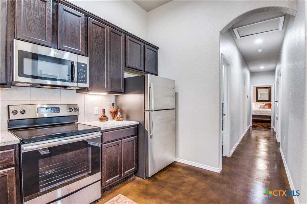 1114 Renee Way - Photo 5 of 16