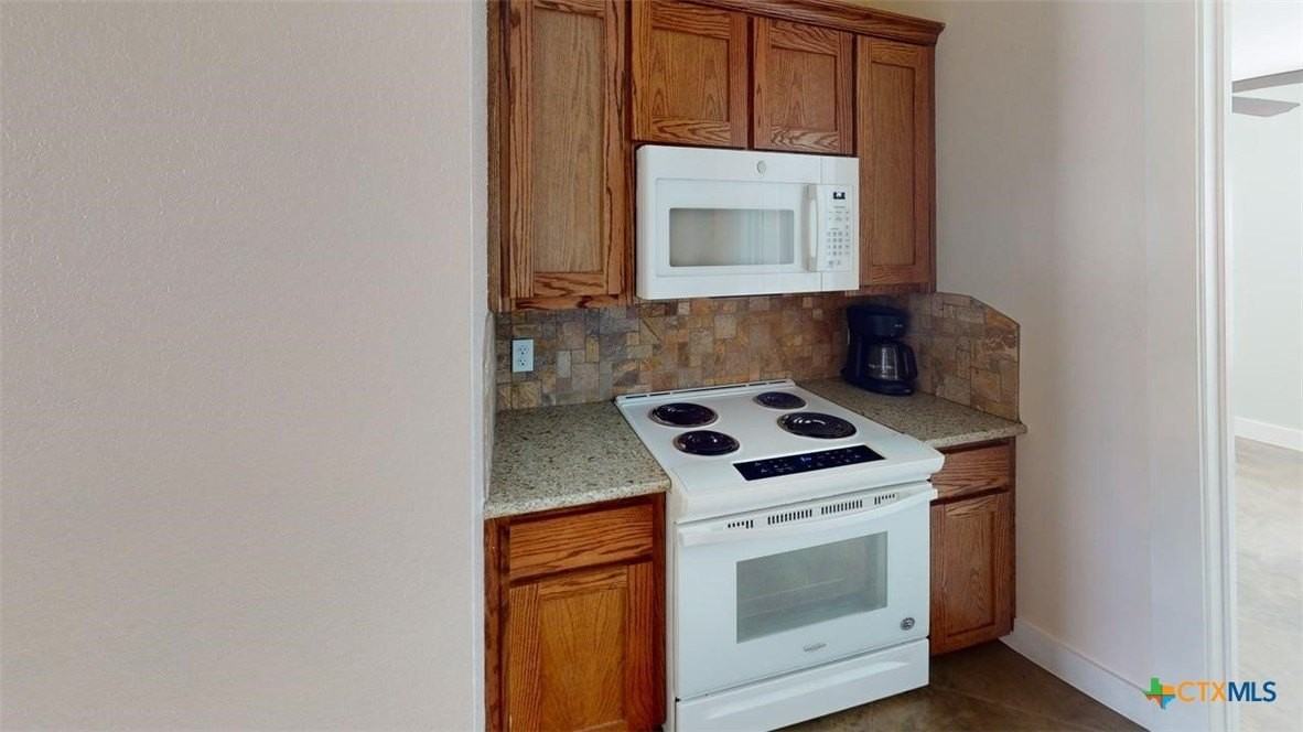 1240 Honor Ln - Photo 5 of 7