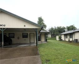 802 Hackberry St #B - Photo 1 of 1