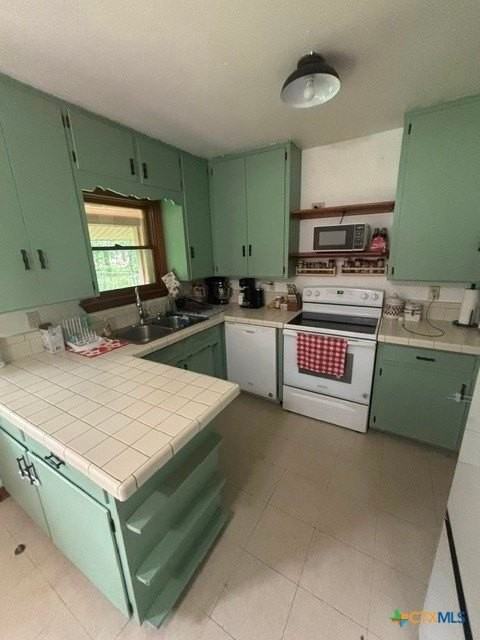 114 Oak Lane Dr - Photo 2 of 7
