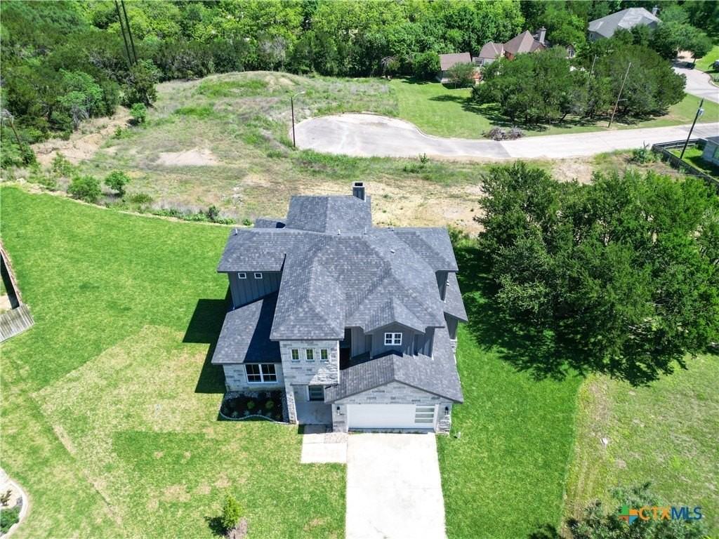 4415 Austin Cir - Photo 3 of 27
