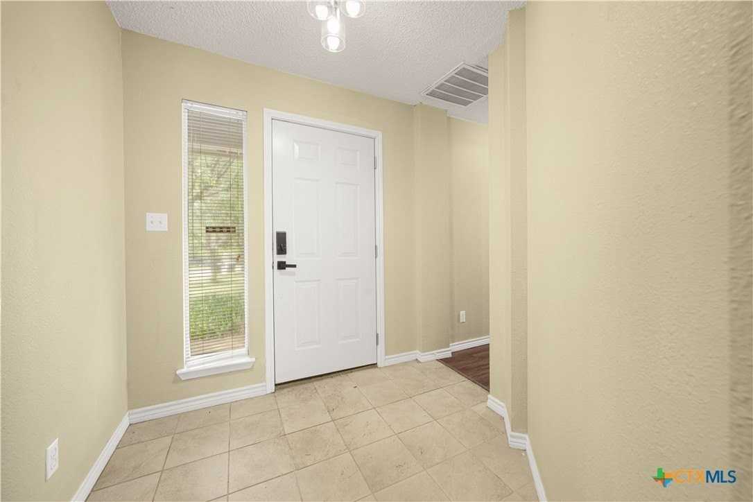 703 Indiana St - Photo 5 of 31