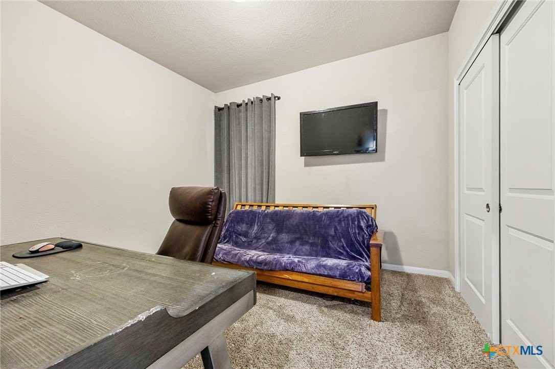 7521 Copper Creek Trl - Photo 4 of 26