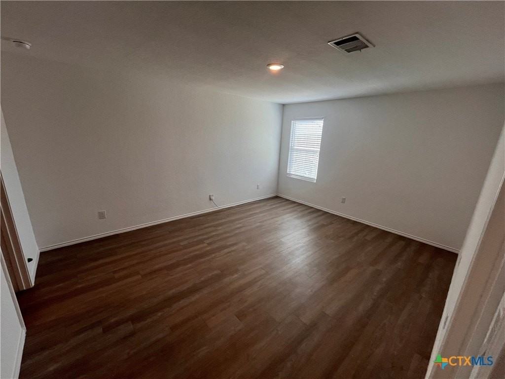 10646 Vinateros Dr - Photo 5 of 9