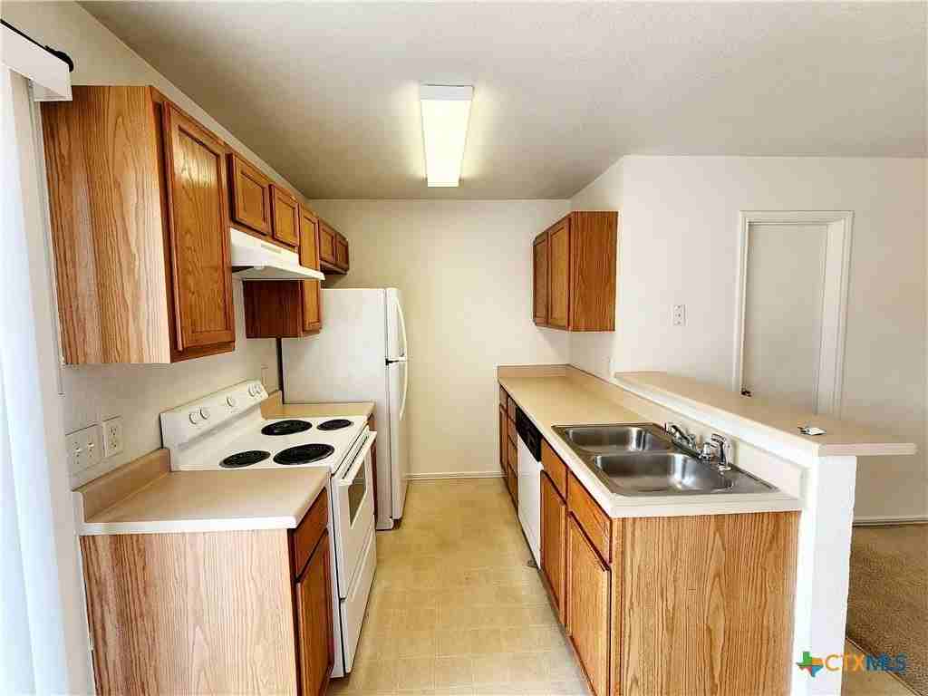 5807 Redstone Dr #A - Photo 6 of 7