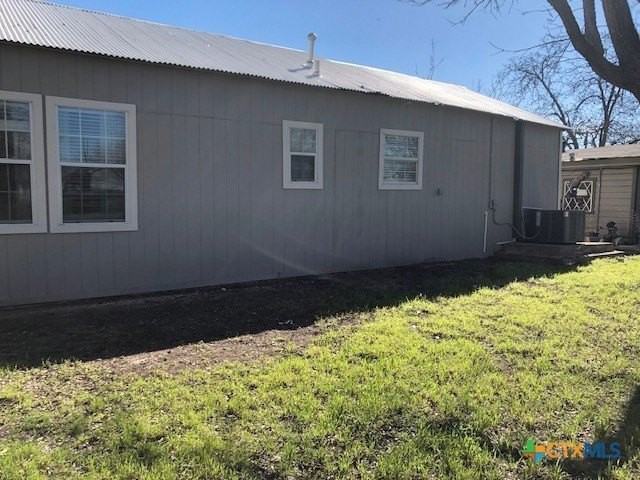 630 E Pine St - Photo 5 of 15