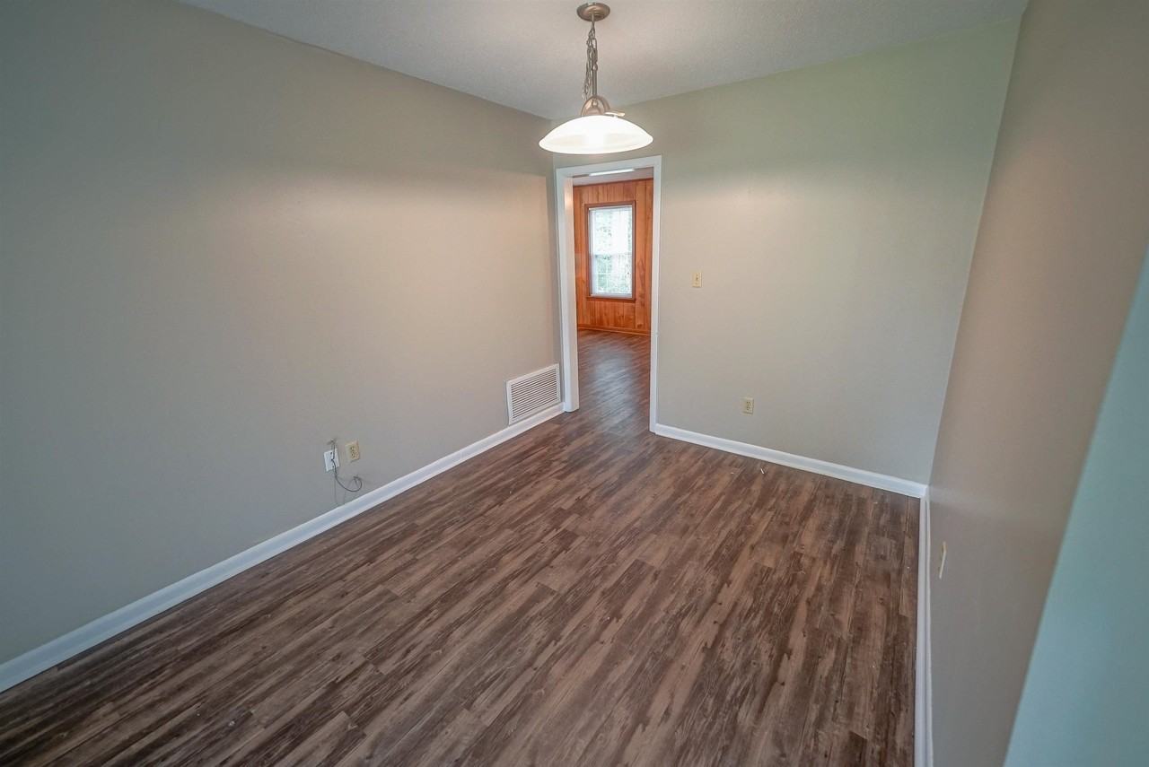 3005 Tipperary Dr - Photo 6 of 29