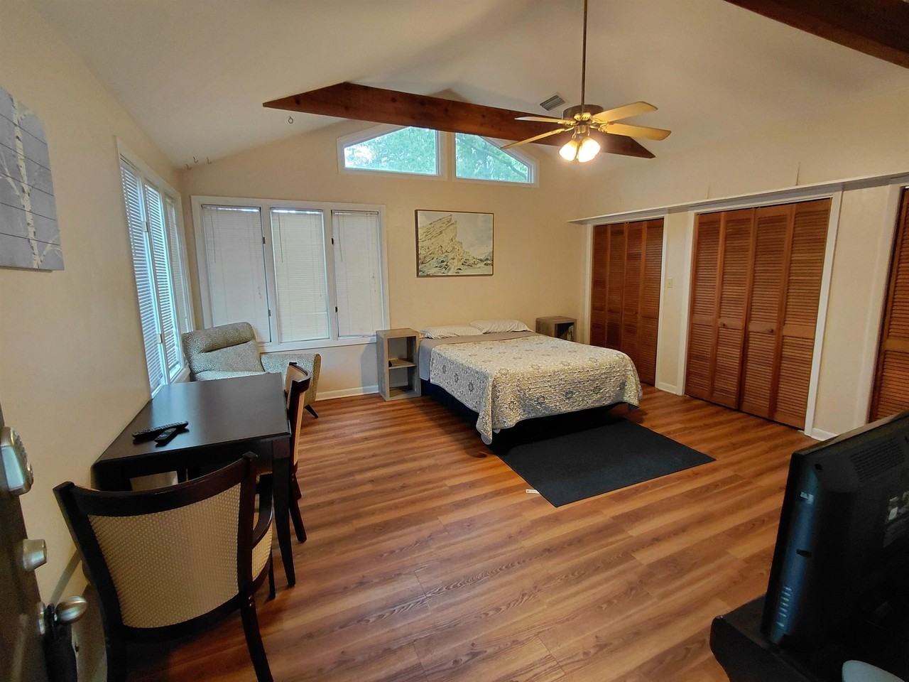 2306 Escambia Dr #B - Photo 3 of 13