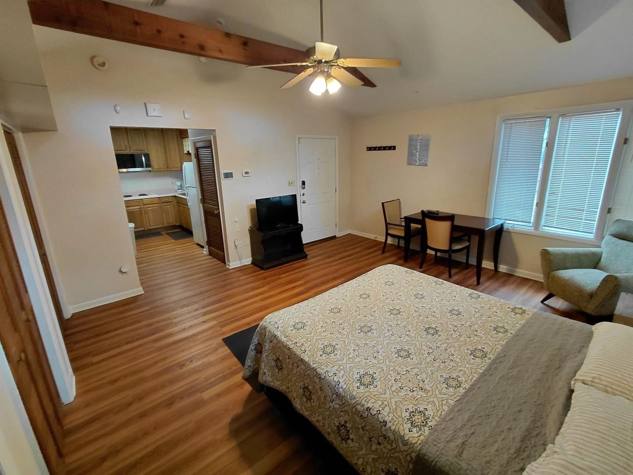 2306 Escambia Dr #B - Photo 6 of 13