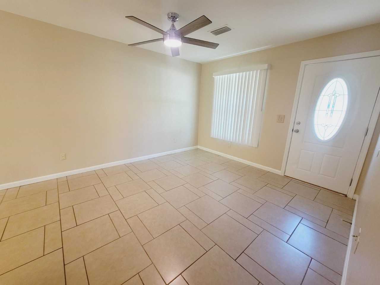 5680 Doonesbury Way - Photo 4 of 31
