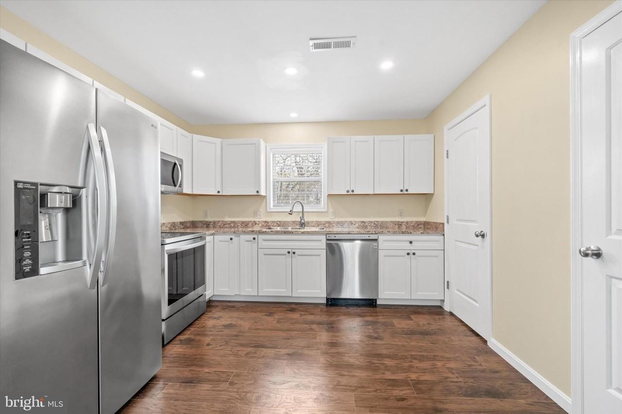 5 Hillside Ave - Photo 6 of 40