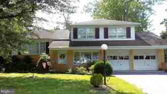 260 Marion Dr - Photo 1 of 1