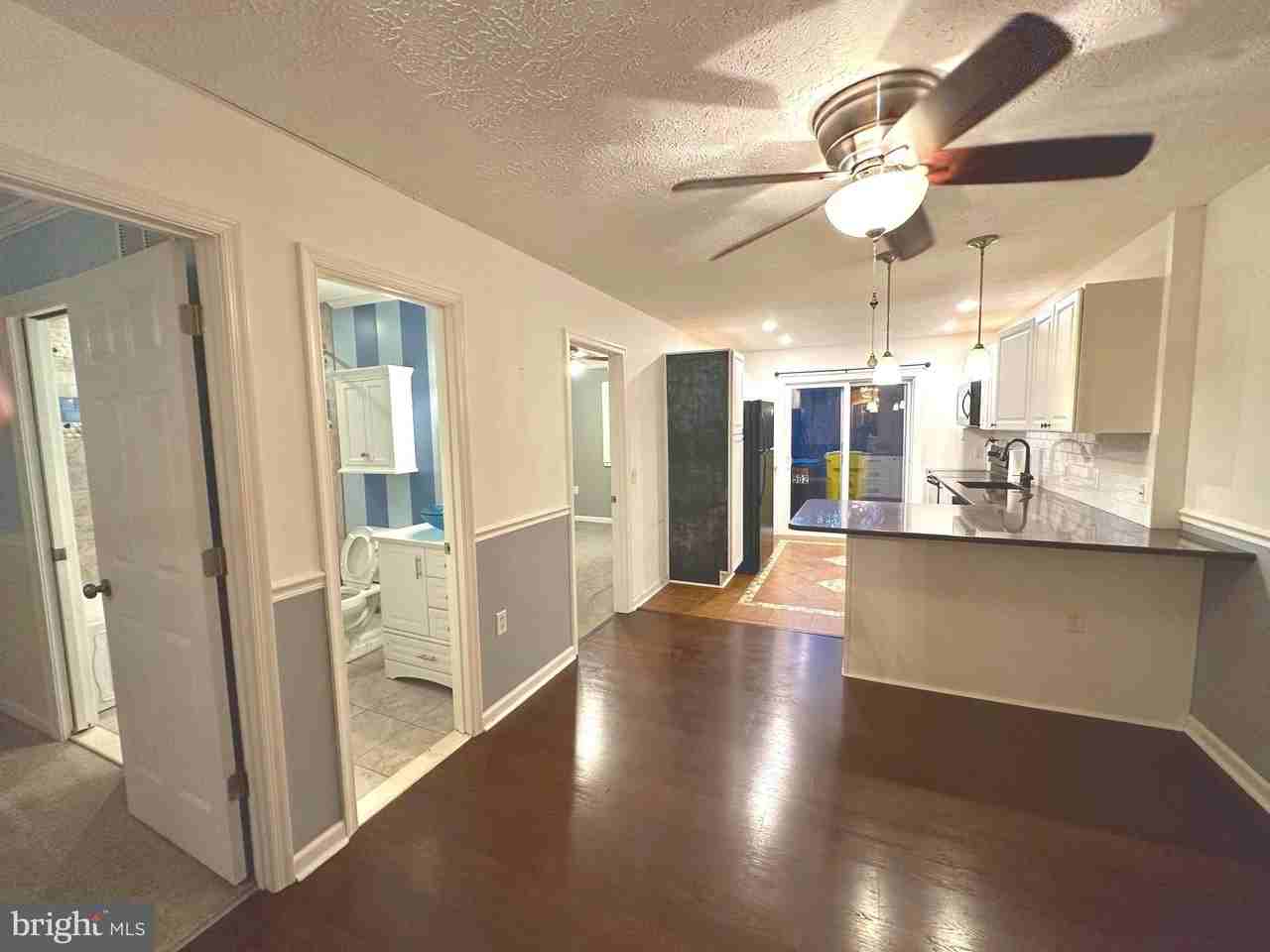 502 Greenhill Ct - Photo 3 of 31