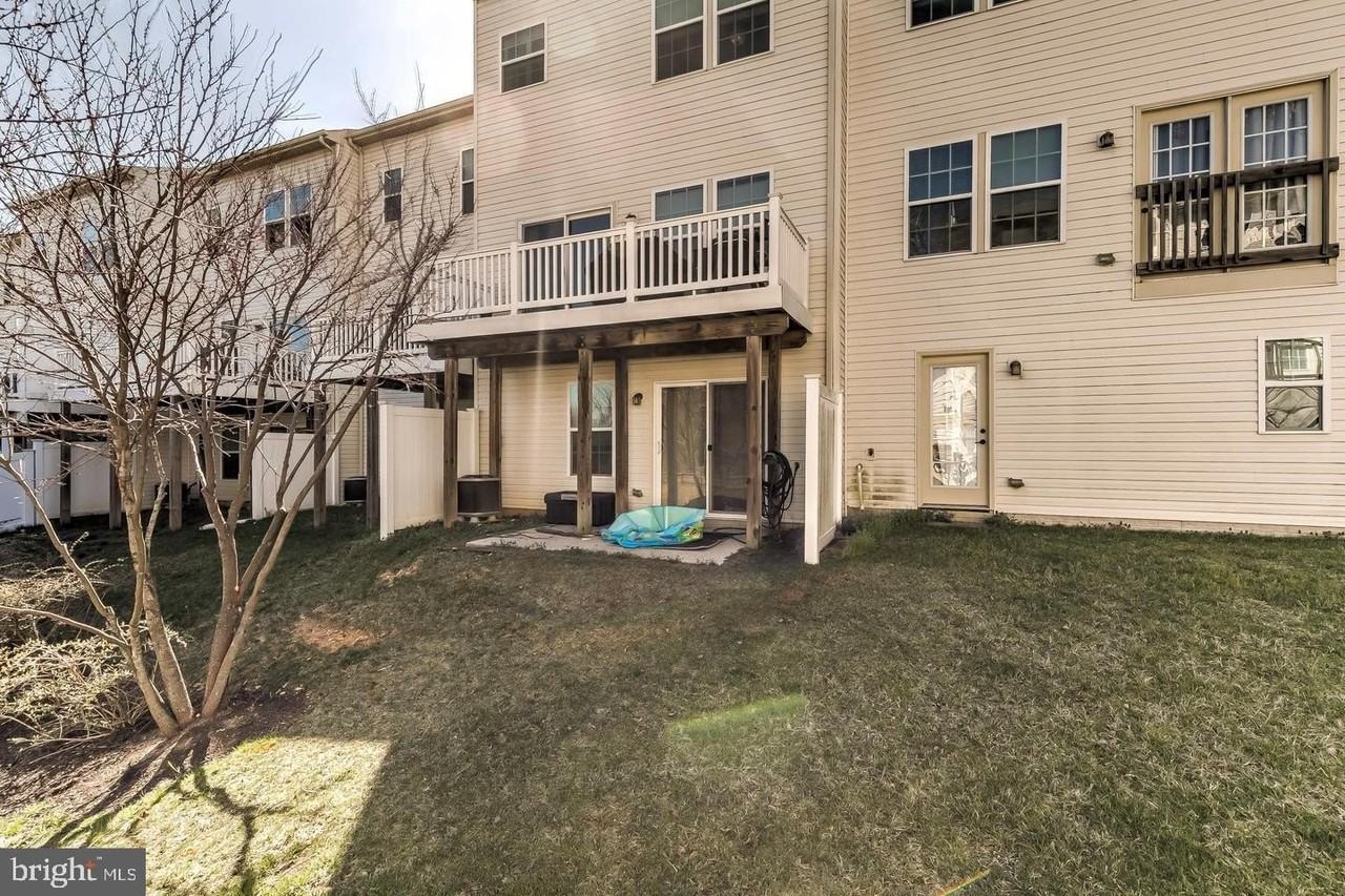 729 Olive Wood Ln - Photo 2 of 17