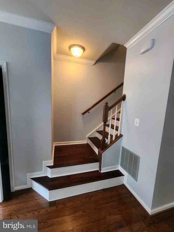 729 Olive Wood Ln - Photo 3 of 17