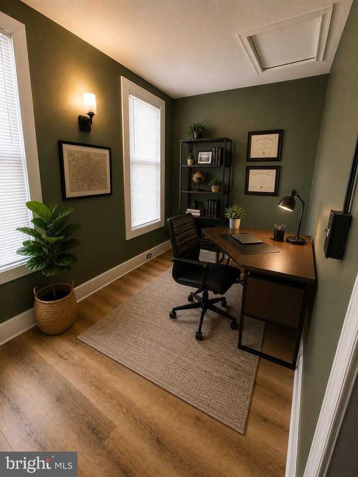 1402 Poplar Grove St - Photo 5 of 5