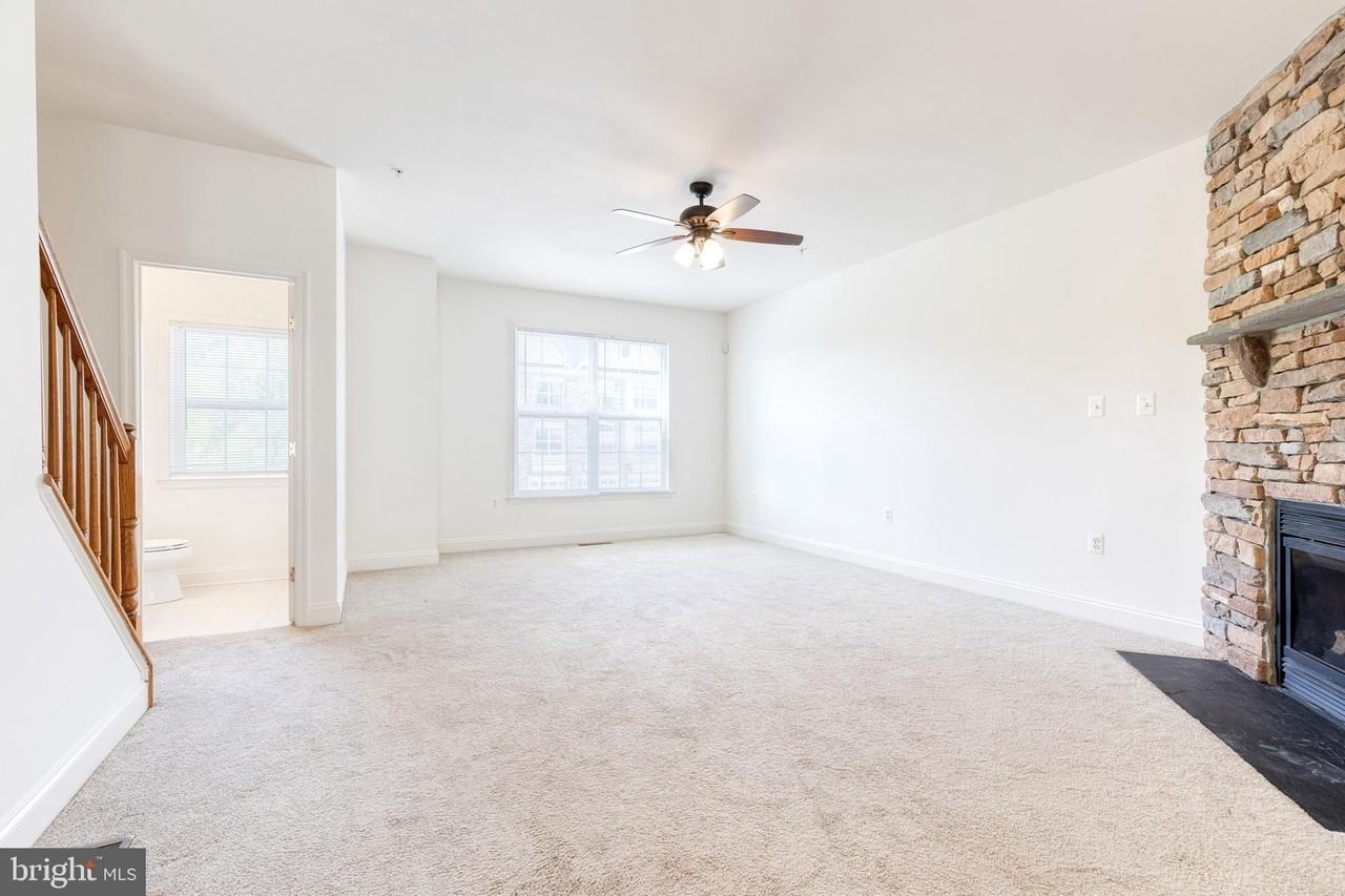 4322 Vintage Ivy Ln - Photo 6 of 26