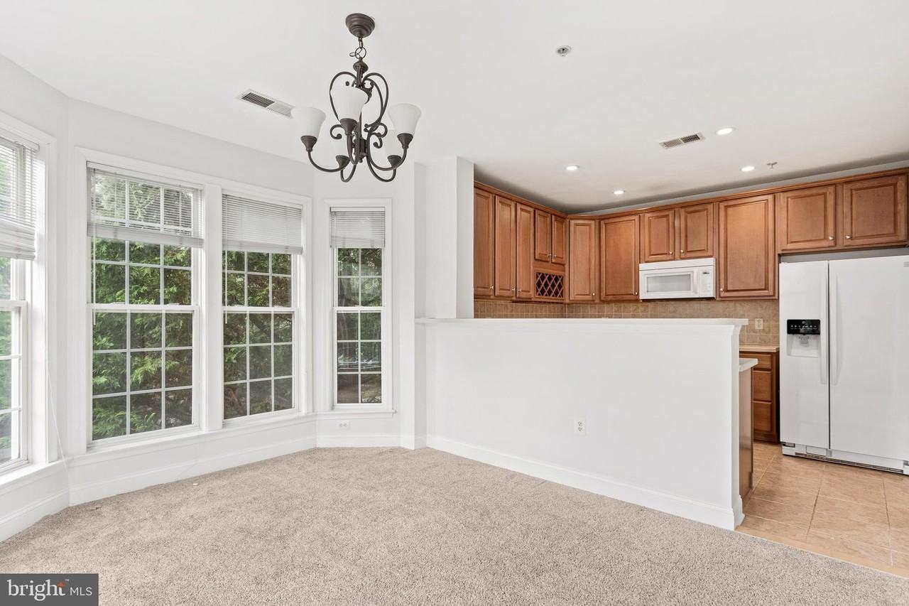 1002 Elmcroft Blvd #203 - Photo 4 of 30