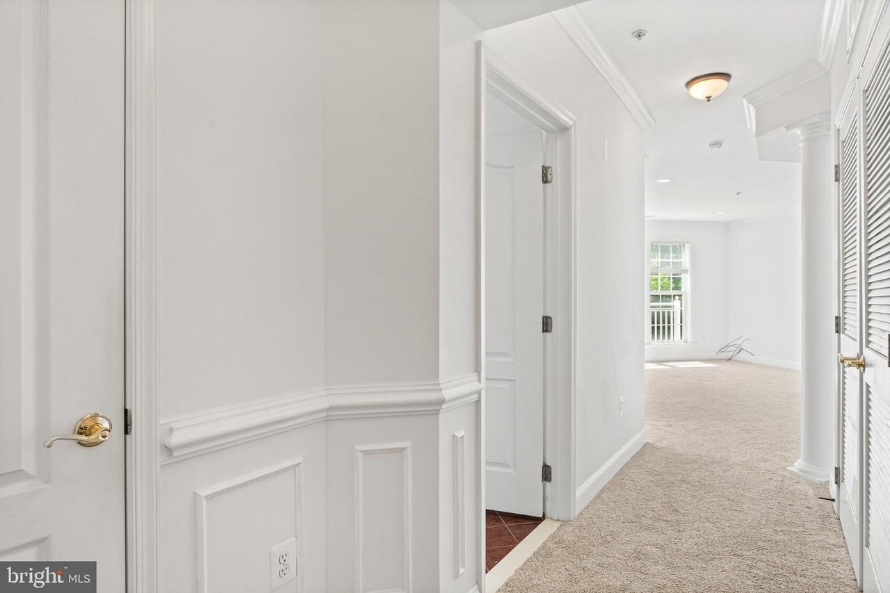 1002 Elmcroft Blvd #203 - Photo 5 of 30