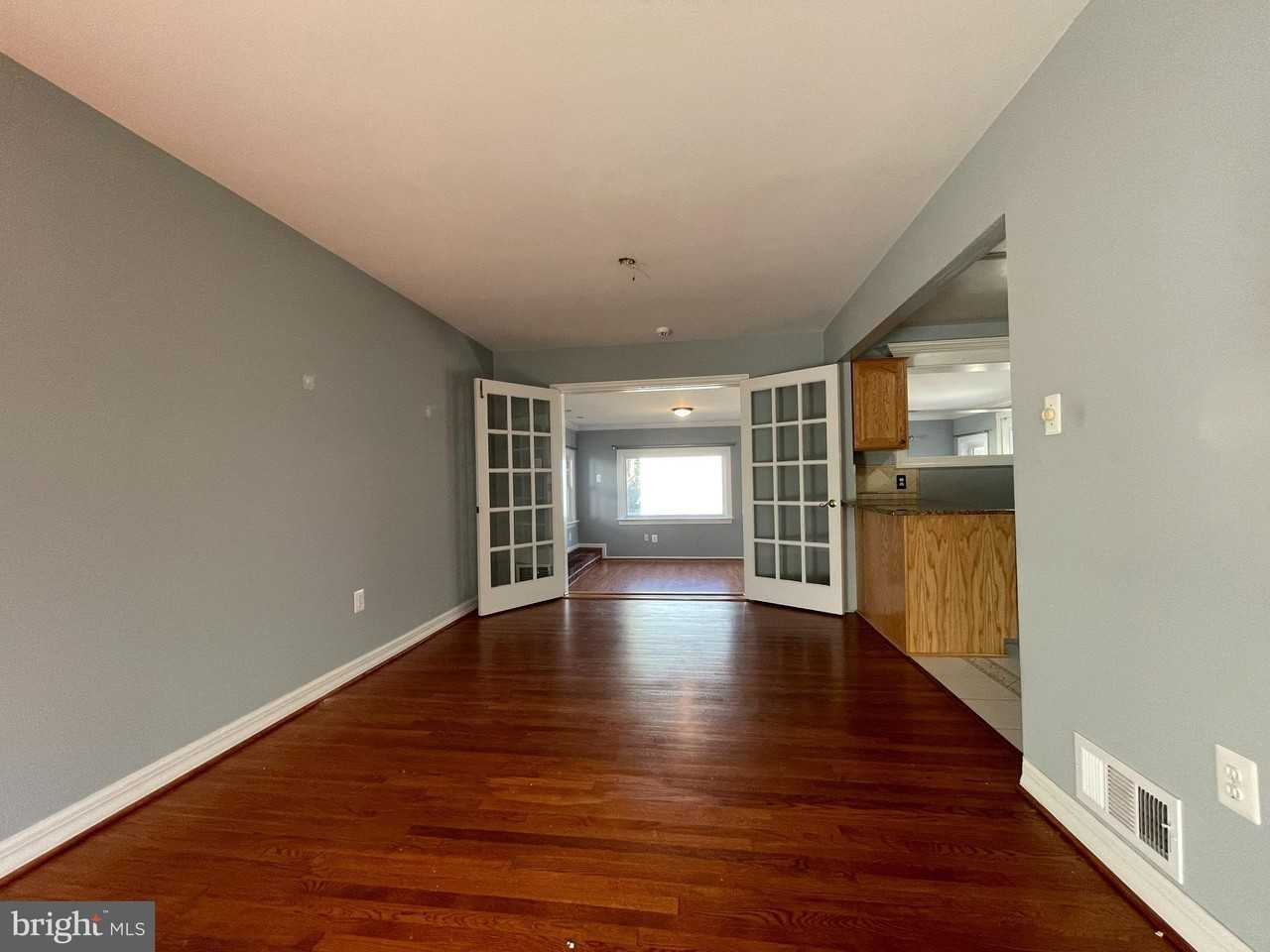 12705 Littleton St - Photo 4 of 33