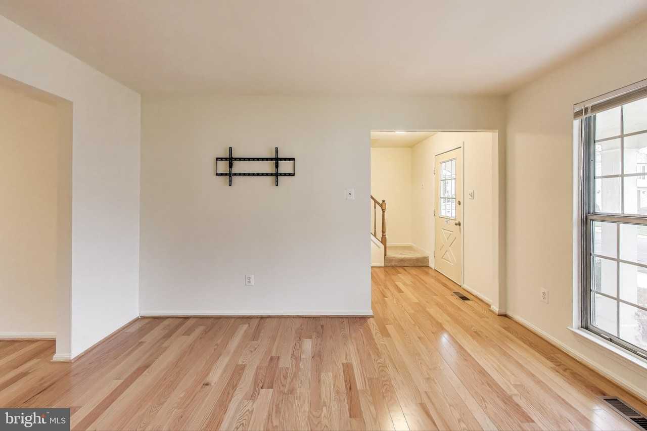 16 Tabiona Ct - Photo 6 of 34