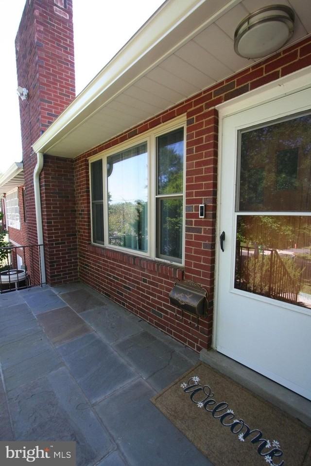 10104 Towhee Ave - Photo 4 of 50