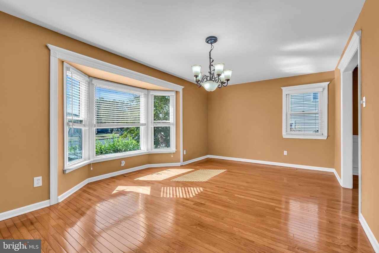 721 Rancocas Ave - Photo 7 of 50